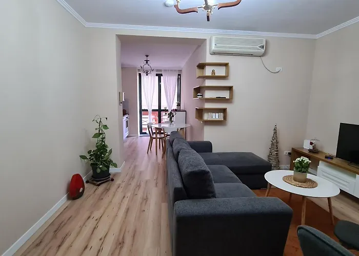 Family-Friendly Apt At 21 Dhjetori W/Self Check-In