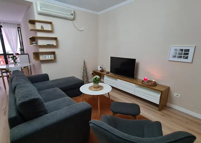 Family-Friendly Apt At 21 Dhjetori W/Self Check-In